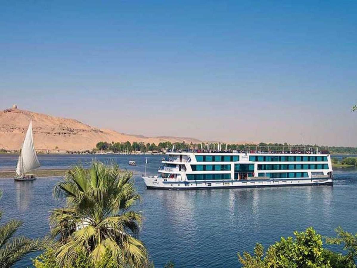 Luxor Luxury Nile Cruises - From Luxor 04 Nights - From Aswan 03 Nights Hotel Eksteriør billede