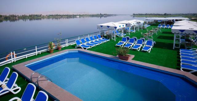 Luxor Luxury Nile Cruises - From Luxor 04 Nights - From Aswan 03 Nights Hotel Eksteriør billede