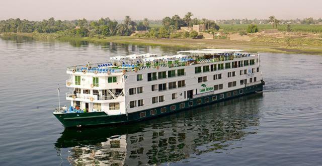 Luxor Luxury Nile Cruises - From Luxor 04 Nights - From Aswan 03 Nights Hotel Eksteriør billede