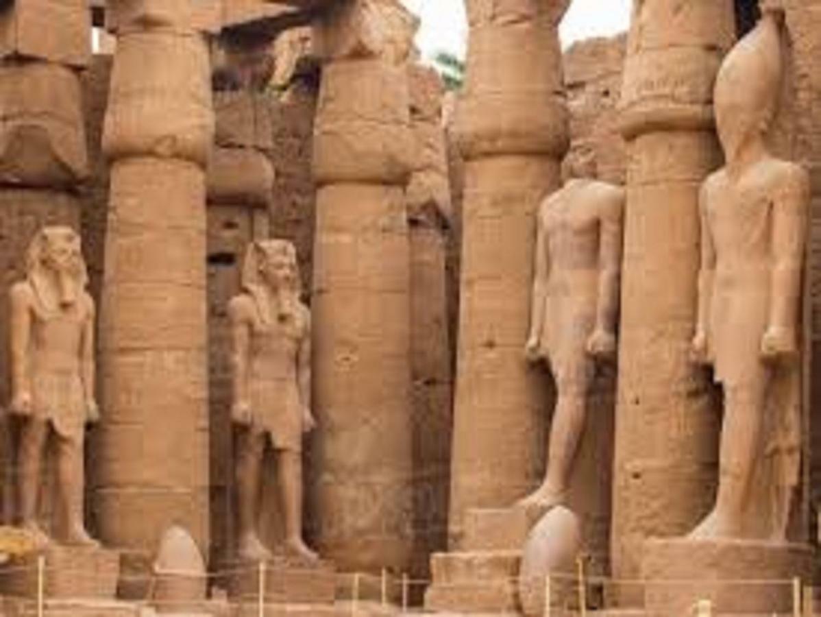 Luxor Luxury Nile Cruises - From Luxor 04 Nights - From Aswan 03 Nights Hotel Eksteriør billede