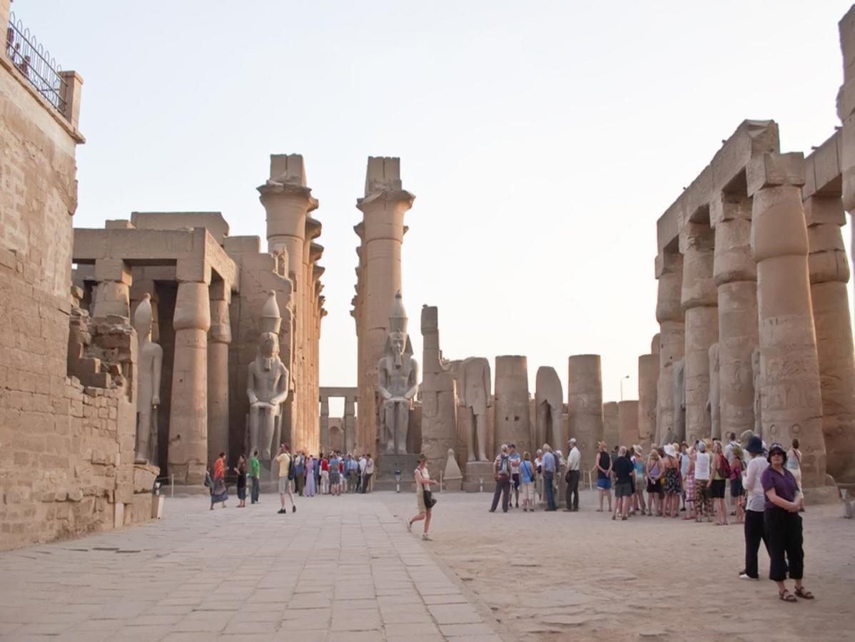 Luxor Luxury Nile Cruises - From Luxor 04 Nights - From Aswan 03 Nights Hotel Eksteriør billede