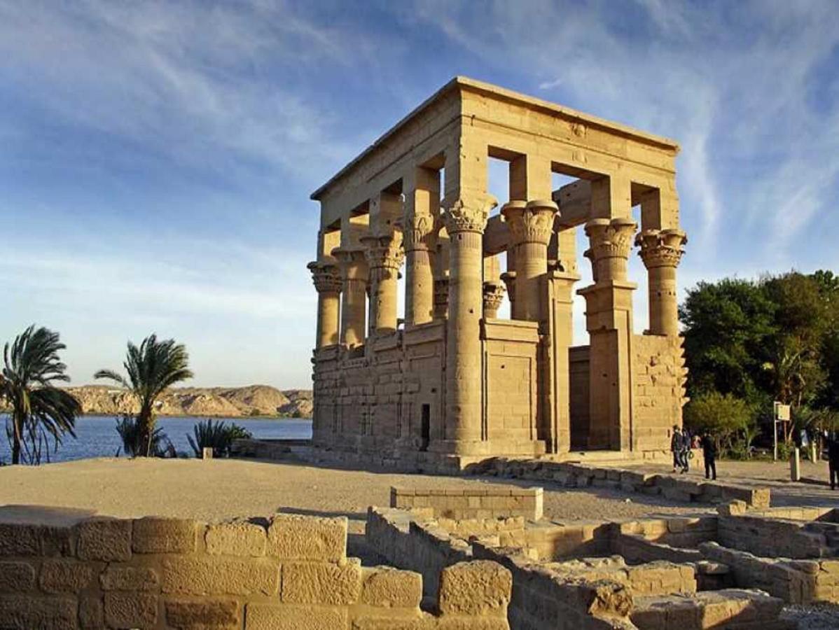Luxor Luxury Nile Cruises - From Luxor 04 Nights - From Aswan 03 Nights Hotel Eksteriør billede