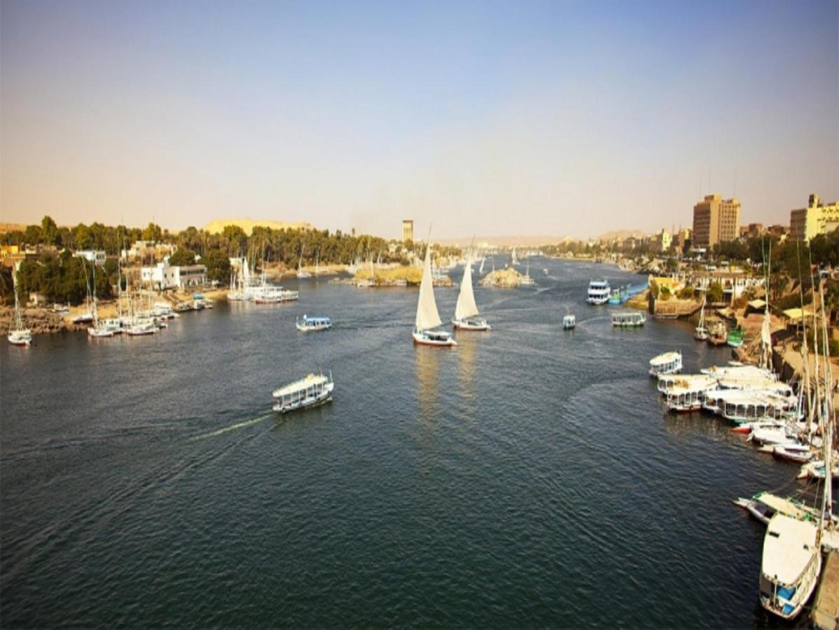 Luxor Luxury Nile Cruises - From Luxor 04 Nights - From Aswan 03 Nights Hotel Eksteriør billede